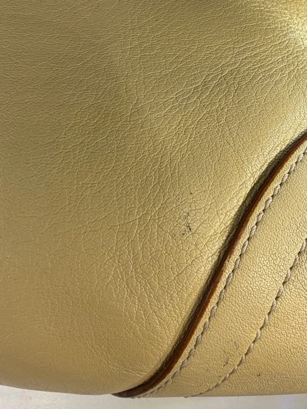 Vintage Coach Y2K Leather SoHo Shoulder Bag with Buckle Detail - Picture 11 of 15